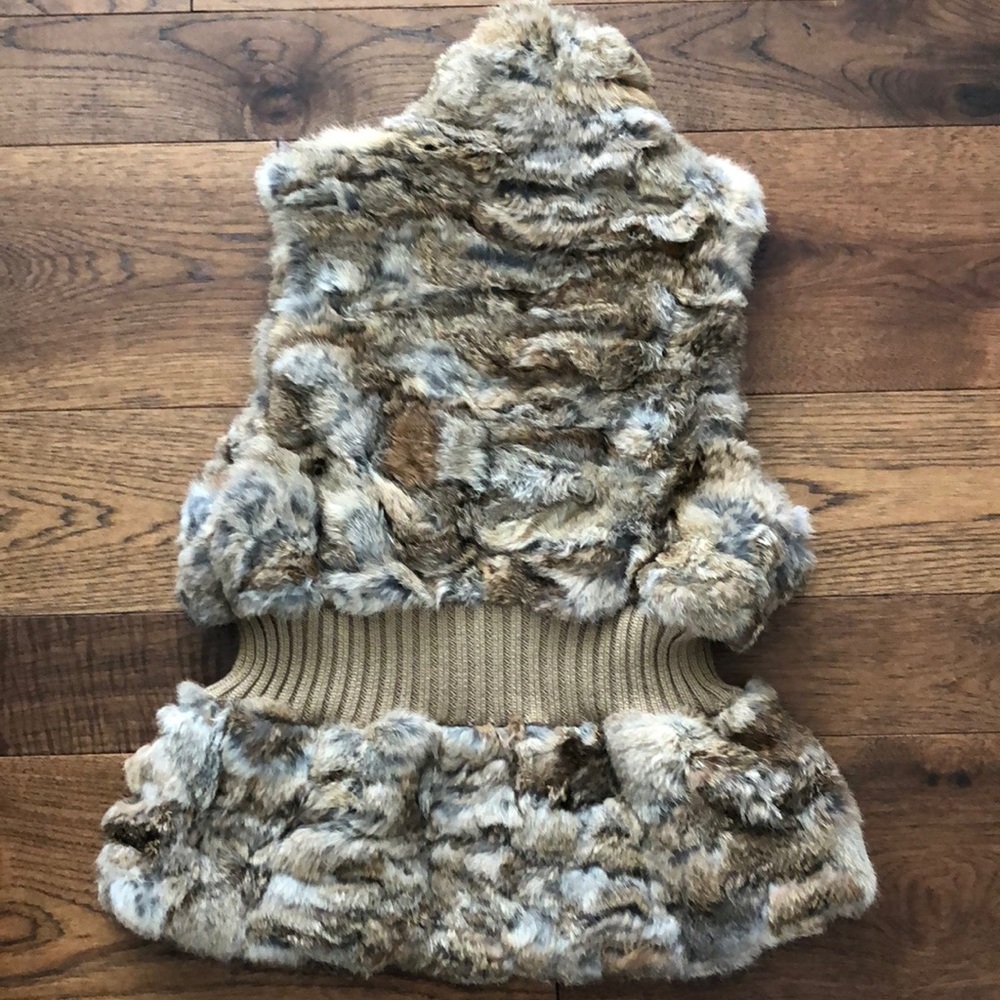 Authentic Rabbit Fur Vest - Picture 5 of 8